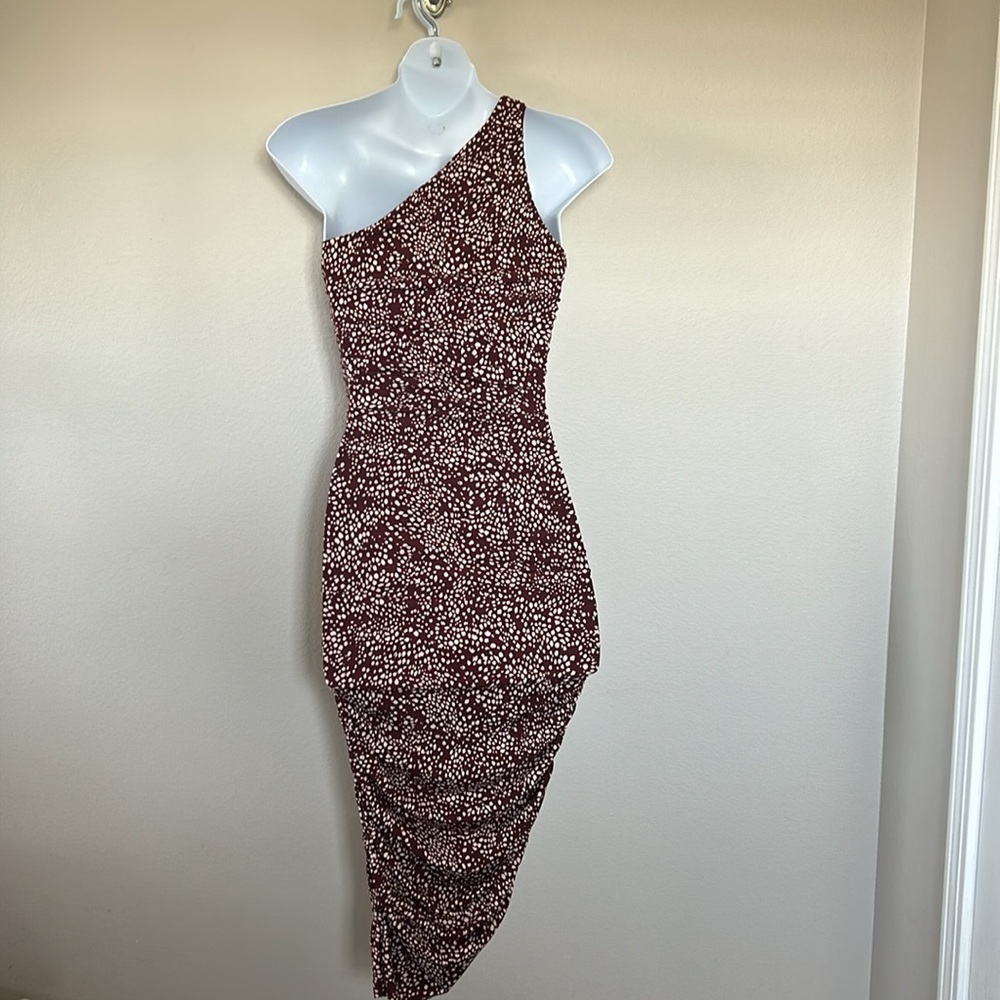 Pinkblush Brown Animal Print Asymmetrical One Shoulder Maternity Midi Dress - Picture 10 of 13